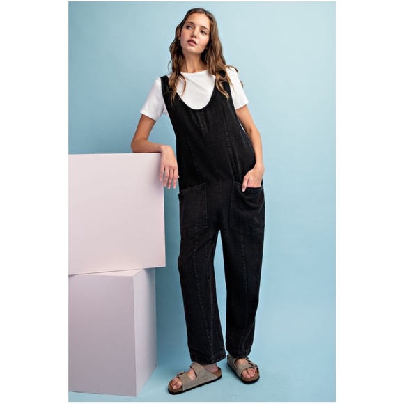 Eesome Mineral Wash Front Pockets Straight Leg Jumpsuit - Picture 1 of 4
